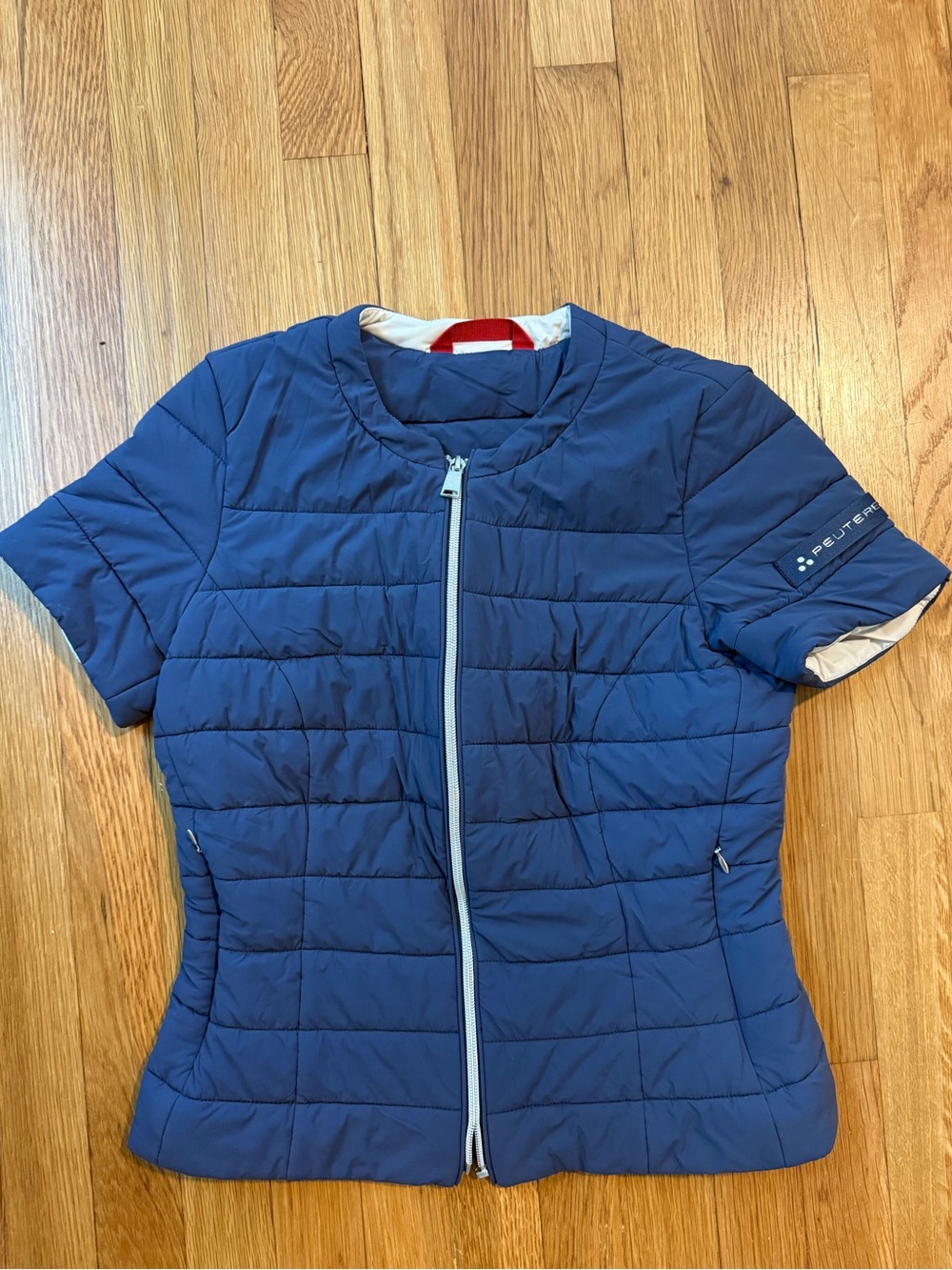 Peuterey Short-Sleeve Quilted Jacket in Navy Blue